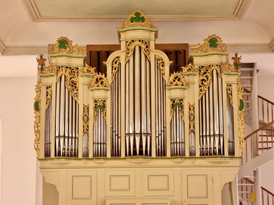 Orgel Kirche Neuenbrg